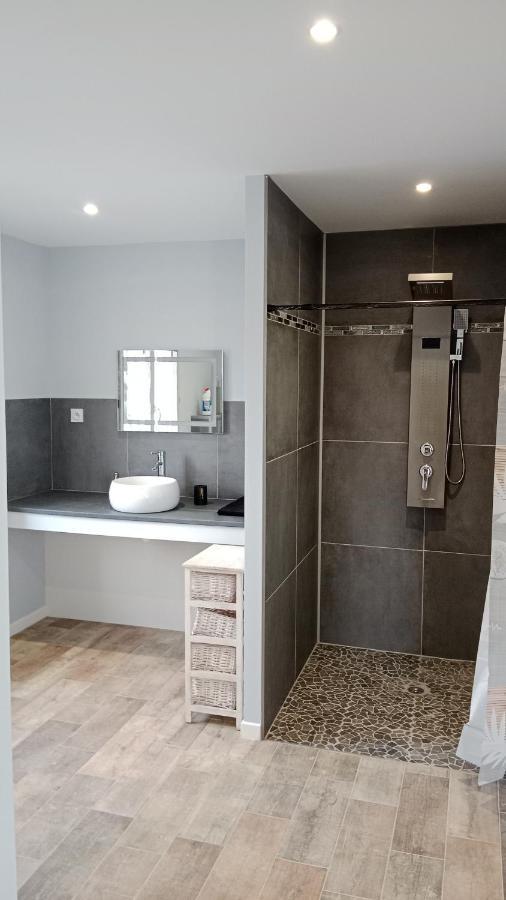 Gite Des Roches La Chaux-du-Dombief Εξωτερικό φωτογραφία